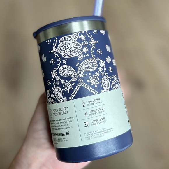 Stanley Blue Bandana Corn Paisley Everyday Can Cooler Cup 10OZ NWT PRICE IS FIRM - Picture 5 of 6